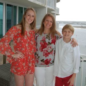 Meet your Posher, Deana jason